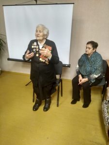 Беседа у тематической выставки «Без срока давности…». /Памяти жертв геноцида/.