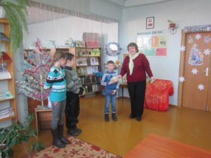 Беседа у тематической выставки «Без срока давности…». /Памяти жертв геноцида/.