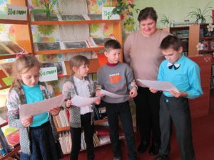 Беседа у тематической выставки «Без срока давности…». /Памяти жертв геноцида/.